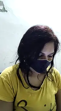 Snapshot of illay_love chatting on March 6, 2025, 5:00 pm illay love online show from March 6, 2025, 5:00 pm