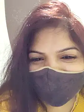 Snapshot of illay_love chatting on March 7, 2025, 2:46 am illay love online show from March 7, 2025, 2:46 am