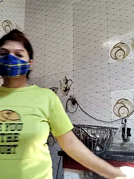 Snapshot of illay_love chatting on March 21, 2025, 5:43 am illay love online show from March 21, 2025, 5:43 am