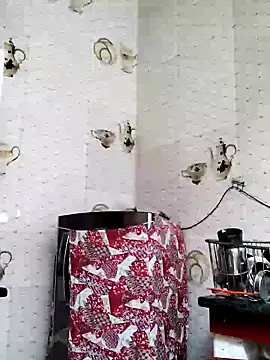 illay love online show from November 30, 2025, 6:28 am