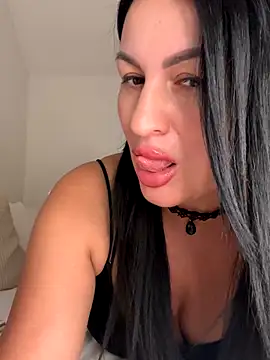 Helena7077 online show from October 23, 2025, 10:19 pm