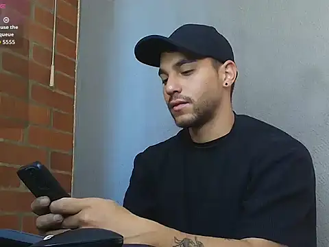 Leandro valenzuela online show from April 18, 2026, 6:34 pm