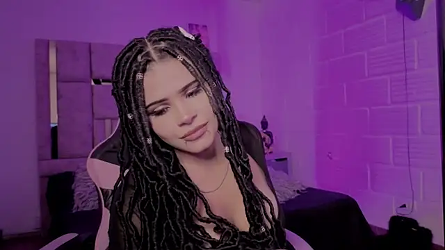 BonnieAnderson  online show from July 12, 2026, 11:18 pm