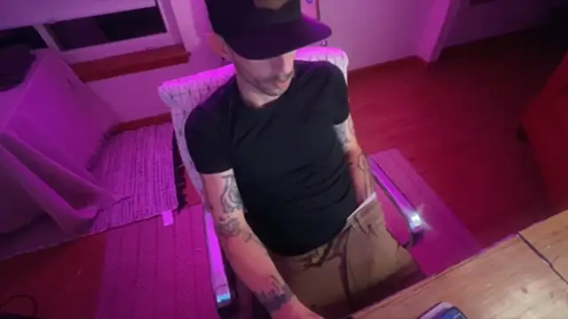 RuffClvb online show from December 23, 2025, 8:12 am