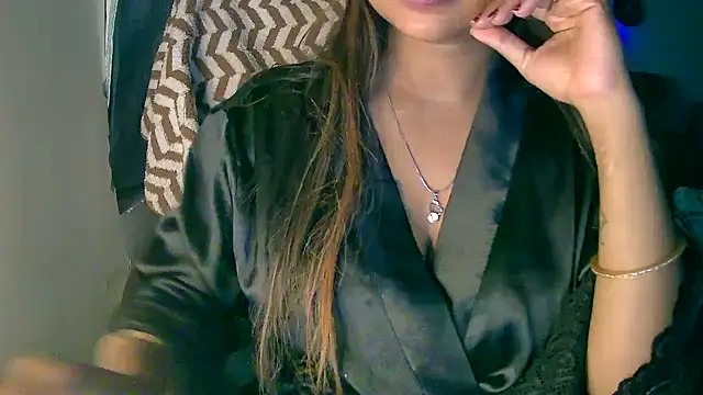 Cute-Tara online show from December 1, 2025, 11:37 am