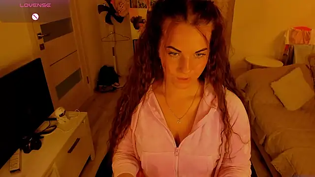 Snapshot of masha19981 chatting on October 15, 2025, 4:51 pm masha19981 online show from October 15, 2025, 4:51 pm