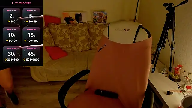 masha19981 online show from May 14, 2026, 6:04 pm