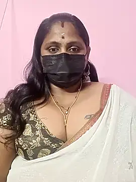 Snapshot of rithikka chatting on January 8, 2026, 4:31 pm rithikka online show from January 8, 2026, 4:31 pm