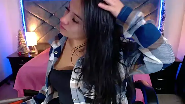 Snapshot of Julietacollins06 chatting on December 22, 2025, 1:41 pm Julietacollins06 online show from December 22, 2025, 1:41 pm