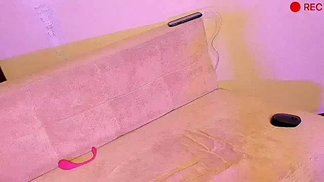 Nicholasrodrii online show from December 14, 2024, 4:45 am