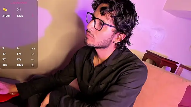 Nicholasrodrii online show from January 4, 2025, 10:13 pm