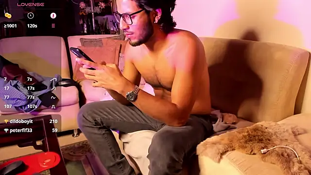 Nicholasrodrii online show from January 22, 2025, 4:13 am