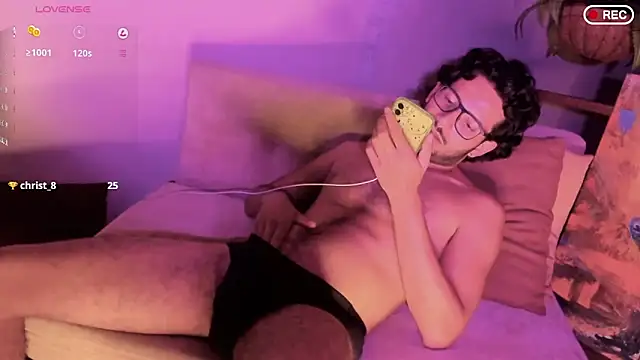 Nicholasrodrii online show from March 22, 2025, 5:06 am