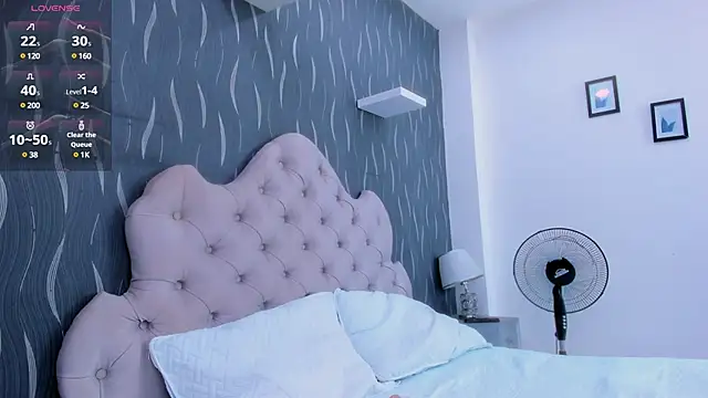 Snapshot of brianaGuzman chatting on March 3, 2025, 1:09 pm brianaGuzman online show from March 3, 2025, 1:09 pm