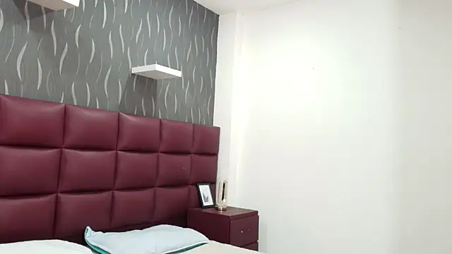 Snapshot of brianaGuzman chatting on September 20, 2025, 2:29 pm brianaGuzman online show from September 20, 2025, 2:29 pm