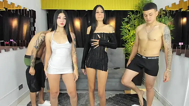 Snapshot of Wet_Girlxxx chatting on October 28, 2025, 12:47 am Wet Girlxxx online show from October 28, 2025, 12:47 am