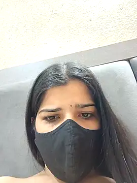 Snapshot of aaliya_bhattt chatting on January 26, 2025, 11:39 am aaliya bhattt online show from January 26, 2025, 11:39 am