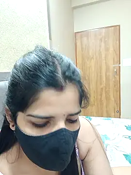 Snapshot of aaliya_bhattt chatting on January 27, 2025, 8:07 am aaliya bhattt online show from January 27, 2025, 8:07 am