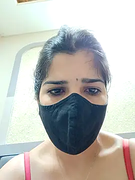 Snapshot of aaliya_bhattt chatting on February 20, 2025, 9:11 am aaliya bhattt online show from February 20, 2025, 9:11 am