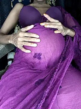 baby soni78690 online show from September 12, 2025, 6:52 pm