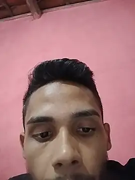 Snapshot of marcos7133-1 chatting on August 4, 2026, 10:12 pm marcos7133-1 online show from August 4, 2026, 10:12 pm
