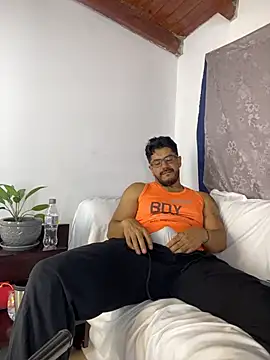 AndresSmith   online show from June 20, 2026, 7:49 pm