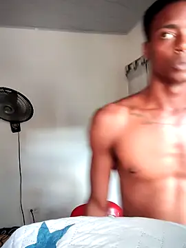 Snapshot of BeetledFlouter12 chatting on December 22, 2025, 9:01 pm BeetledFlouter12 online show from December 22, 2025, 9:01 pm