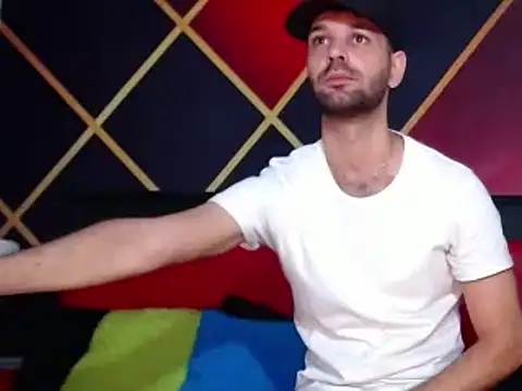 CindyandCarlo online show from March 3, 2025, 3:31 pm