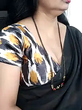 Snapshot of Deepthi_Mysore chatting on January 10, 2025, 5:34 pm Deepthi Mysore online show from January 10, 2025, 5:34 pm