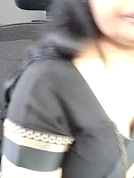 Snapshot of Deepthi_Mysore chatting on January 12, 2025, 12:01 pm Deepthi Mysore online show from January 12, 2025, 12:01 pm