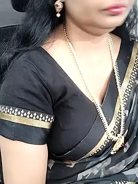 Snapshot of Deepthi_Mysore chatting on February 1, 2025, 1:41 pm Deepthi Mysore online show from February 1, 2025, 1:41 pm