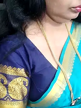 Snapshot of Deepthi_Mysore chatting on February 9, 2025, 4:29 pm Deepthi Mysore online show from February 9, 2025, 4:29 pm