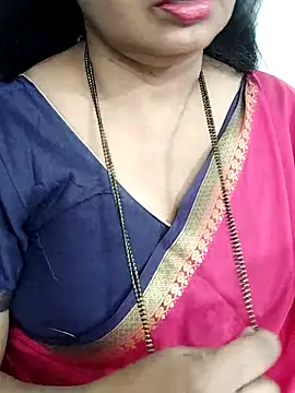 Snapshot of Deepthi_Mysore chatting on February 14, 2025, 4:31 pm Deepthi Mysore online show from February 14, 2025, 4:31 pm