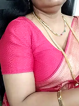 Snapshot of Deepthi_Mysore chatting on February 19, 2025, 2:23 am Deepthi Mysore online show from February 19, 2025, 2:23 am