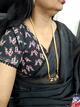 Snapshot of Deepthi_Mysore chatting on March 10, 2025, 3:52 pm Deepthi Mysore online show from March 10, 2025, 3:52 pm