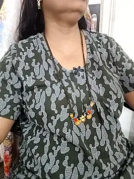 Snapshot of Deepthi_Mysore chatting on September 9, 2025, 4:39 pm Deepthi Mysore online show from September 9, 2025, 4:39 pm