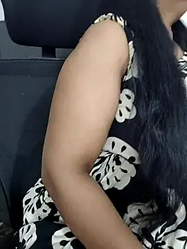 Snapshot of Deepthi_Mysore chatting on October 1, 2025, 1:06 pm Deepthi Mysore online show from October 1, 2025, 1:06 pm