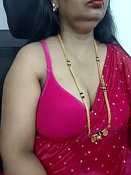 Snapshot of Deepthi_Mysore chatting on October 7, 2025, 11:02 pm Deepthi Mysore online show from October 7, 2025, 11:02 pm