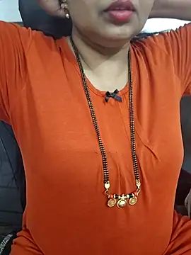 Snapshot of Deepthi_Mysore chatting on October 20, 2025, 1:28 am Deepthi Mysore online show from October 20, 2025, 1:28 am