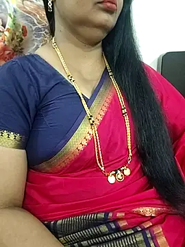 Snapshot of Deepthi_Mysore chatting on December 4, 2025, 4:05 pm Deepthi Mysore online show from December 4, 2025, 4:05 pm