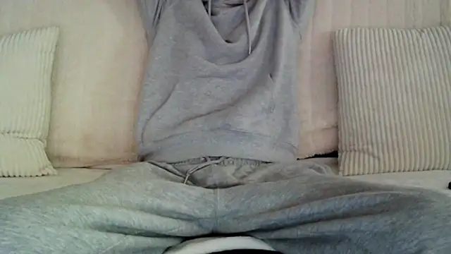 ElViko11 online show from February 21, 2025, 2:38 pm