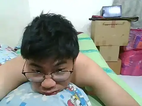 Snapshot of shyboymasturbation chatting on February 19, 2025, 12:33 pm shyboymasturbation online show from February 19, 2025, 12:33 pm