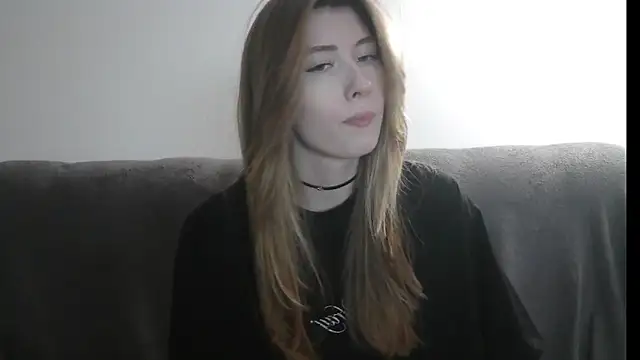 ErikaShyy online show from January 20, 2025, 5:48 pm