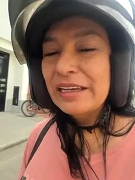 Snapshot of katysquirtdirty chatting on September 25, 2025, 12:20 pm katysquirtdirty online show from September 25, 2025, 12:20 pm