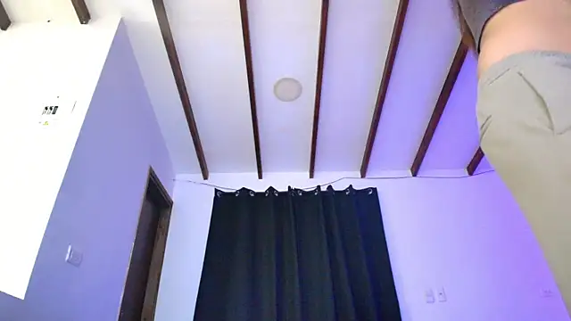 MissPrestige online show from April 11, 2026, 7:45 am