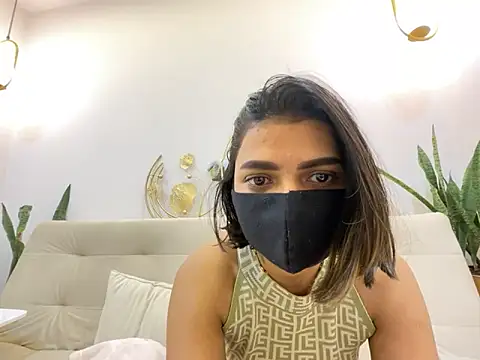 MaYaa  11 online show from February 11, 2025, 12:27 pm