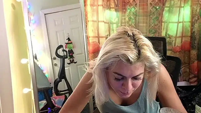 cunty tranny lydia online show from November 8, 2025, 4:56 am