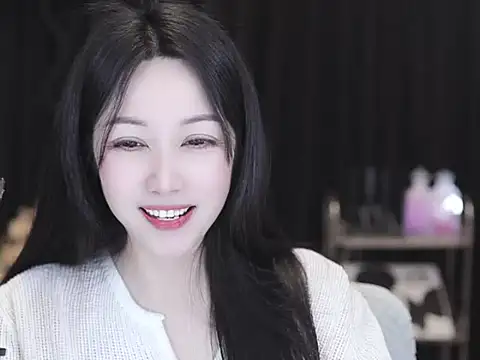 Nuyoah-77 online show from February 22, 2026, 2:15 pm