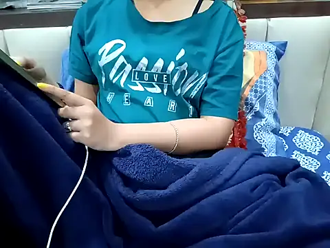 Snapshot of GoldnessAishu chatting on December 26, 2024, 6:01 pm GoldnessAishu online show from December 26, 2024, 6:01 pm