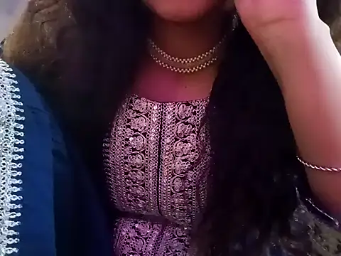 Snapshot of GoldnessAishu chatting on January 30, 2025, 9:58 pm GoldnessAishu online show from January 30, 2025, 9:58 pm